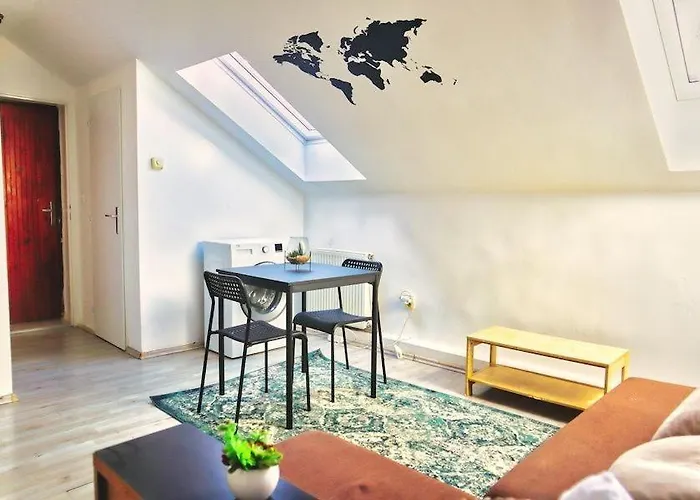 C Private In Center In *